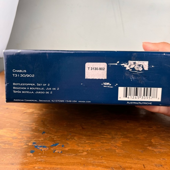 MIKASA Chablis Austrian Lead Crystal Grape Wine Stoppers Vineyard Set Of 2- M - Picture 2 of 12